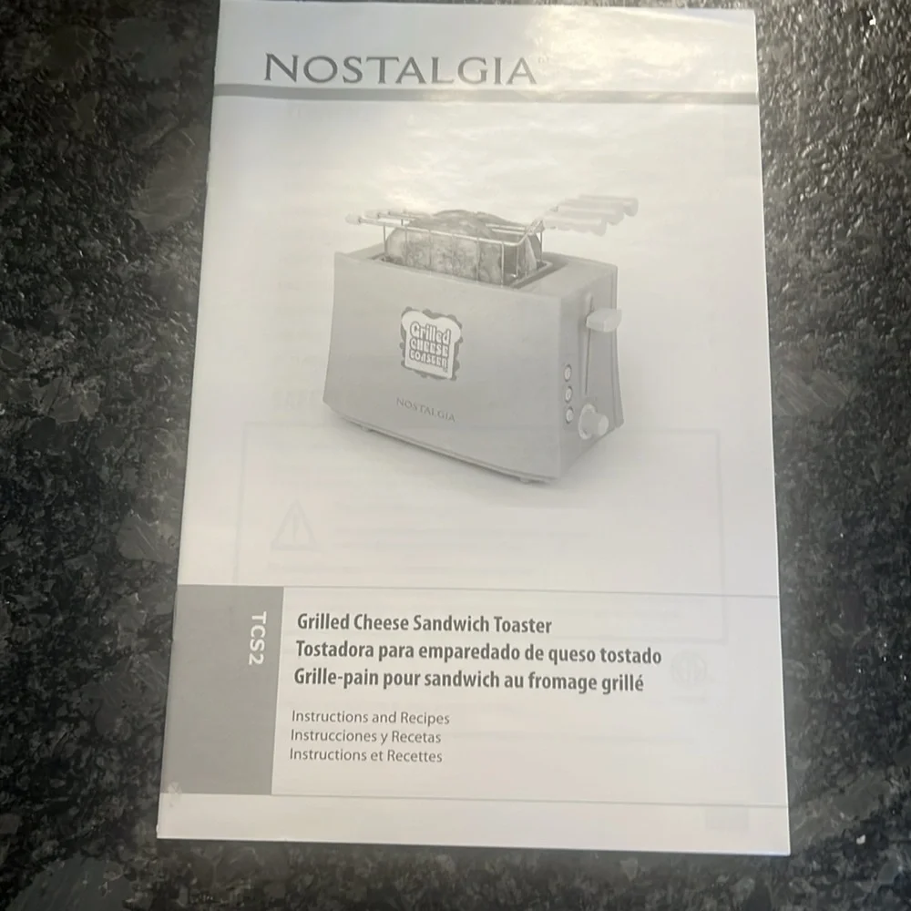 Nostalgia Yellow Grilled Cheese Sandwich Toaster